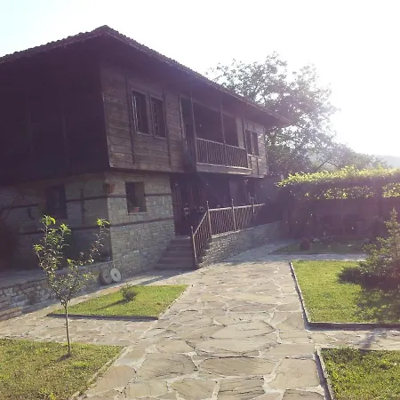 кьща за гости свети никола Zheravna