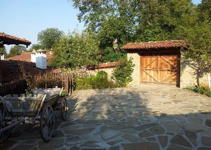 게스트하우스 кьща за гости свети никола 제라브나